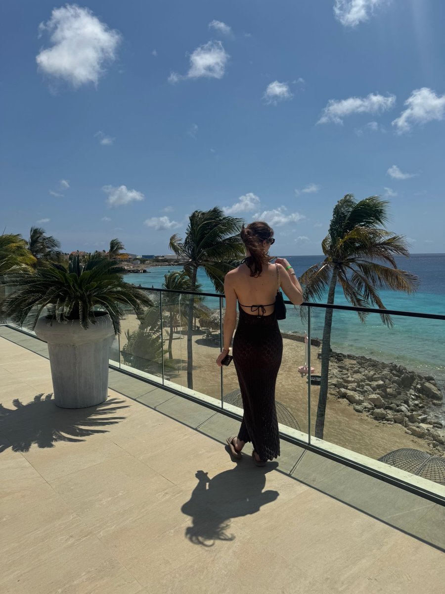 Goddess Emma ♛ tweet media