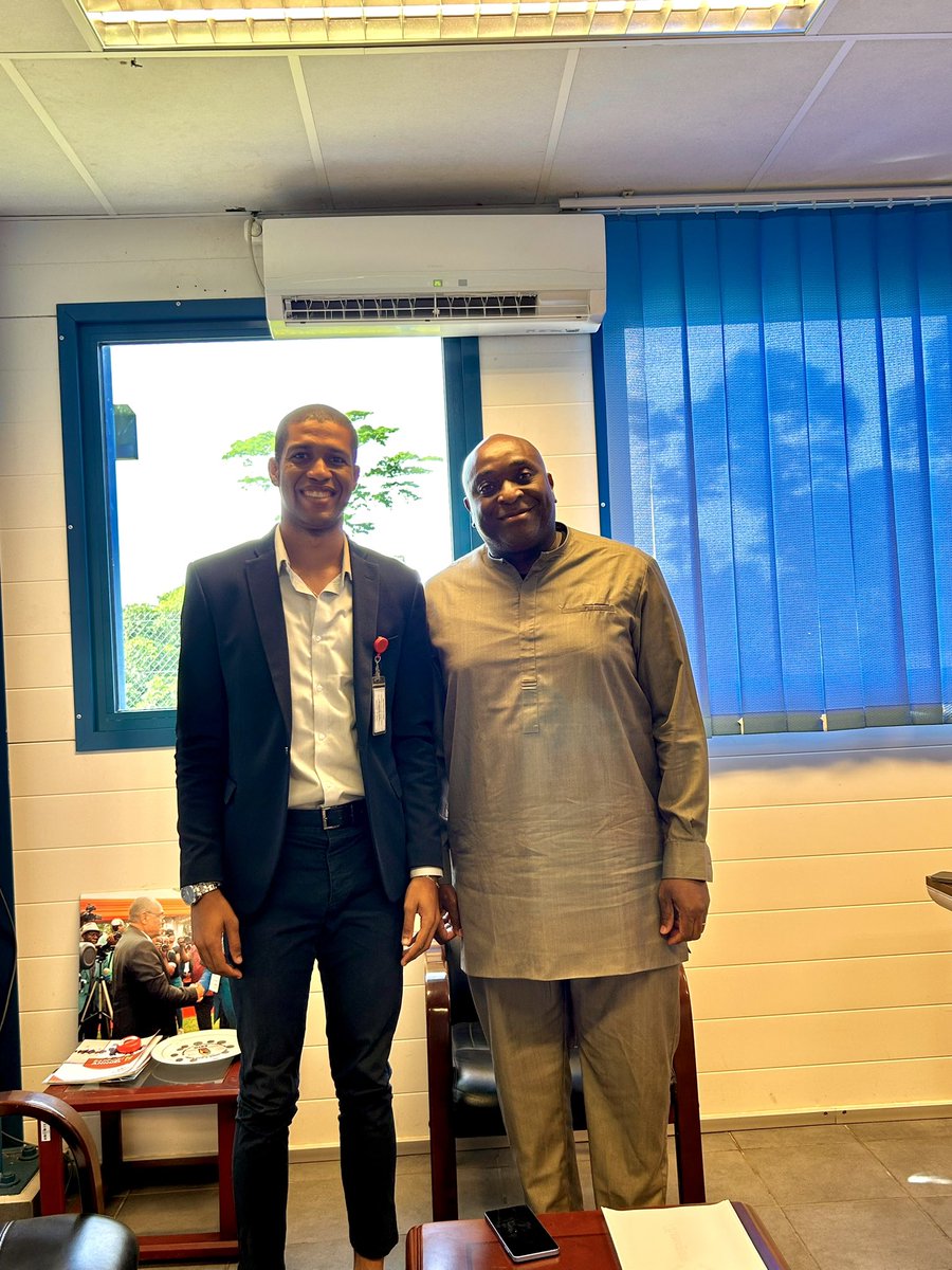 EngambaJonathan's tweet photo. Très belle rencontre aujourd’hui avec M. Frédéric Didier Mvondo, DG de Kribi Power Development Company. 
Échanges riches et inspirants d’une personne pleine de valeurs. 🙏 https://t.co/503bG9NAea