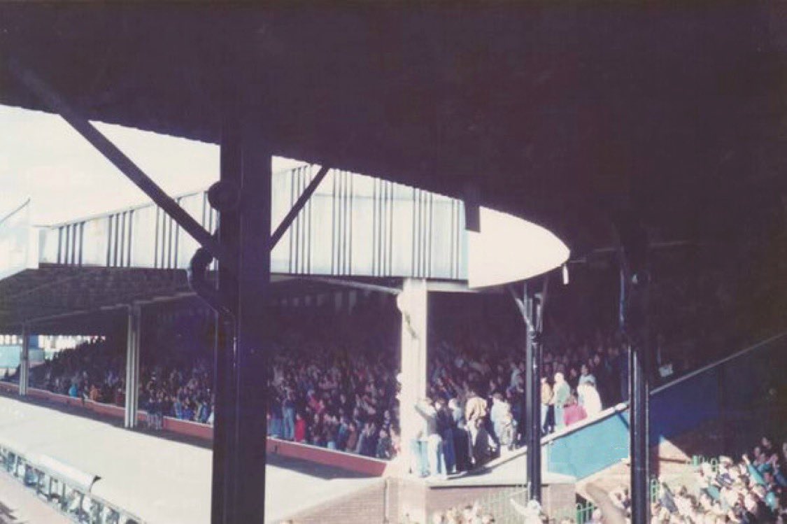 FootballAwaydays tweet media