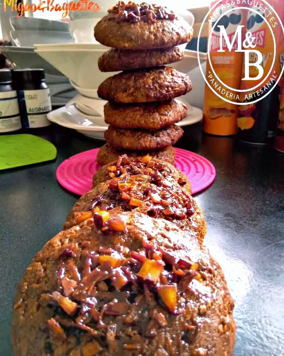 migasybaguettes's tweet photo. Los Besitos de Coco también son tradicionales en Semana Santa! ¿Quién no ha comido su besito de coco en estos días de festividades religiosa? He aquí mis Besitos de coco...Fuego al botín...🔥😋
#BesitosDeCoco #BesosDeCoco https://t.co/k03WXljYlV