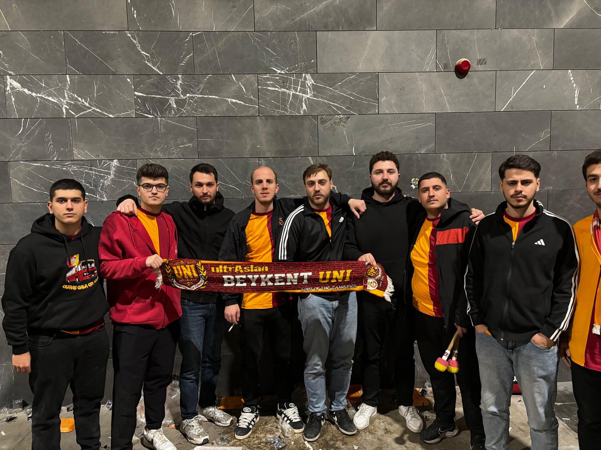 uAUNIBeykent's tweet photo. BU SENE DE ŞAMPIYONLUKLAR GÖRECEĞİZ, GALATASARAY..!

#ultrAslanUNI #uAUNBEYKENT https://t.co/UoIUiiuNmD