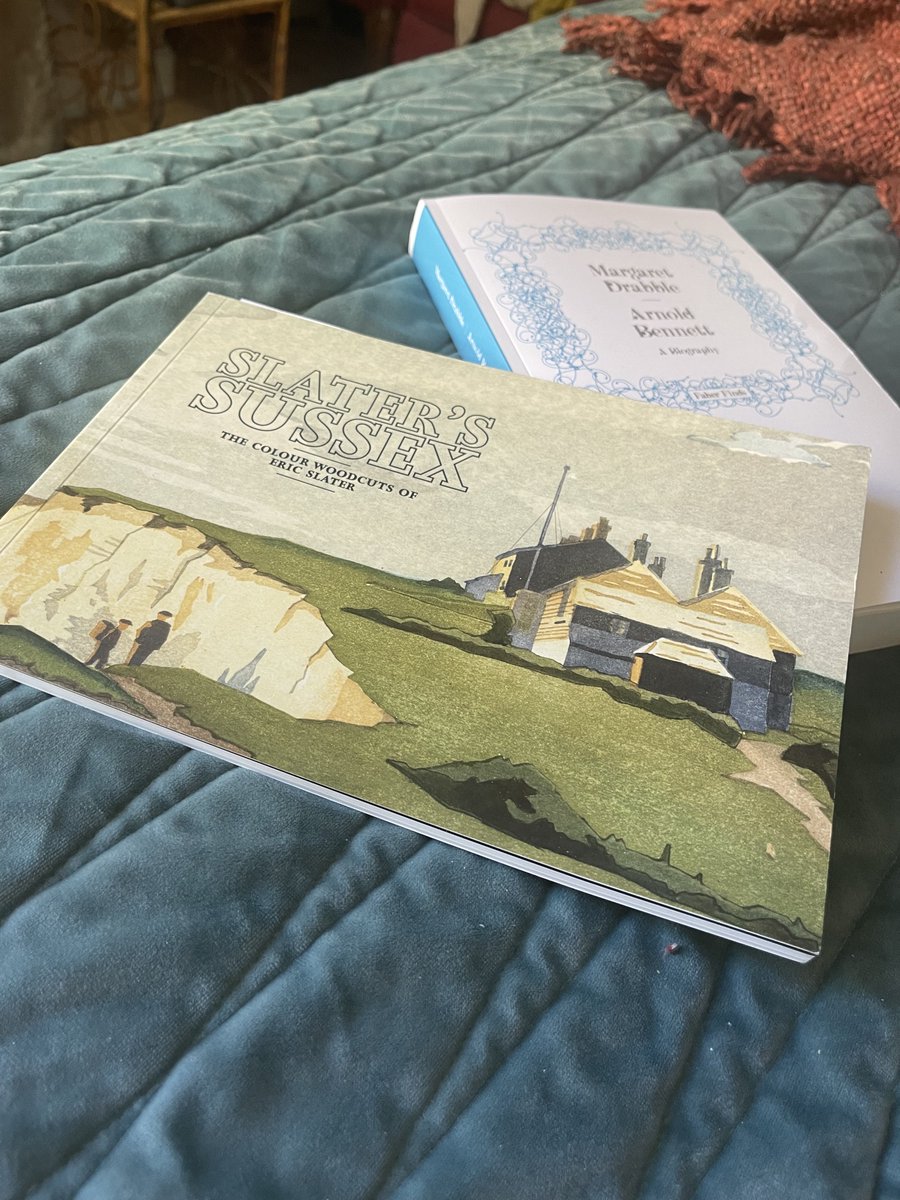 19clinton's tweet photo. #PostOfficeBonanza #19ClintonStreetBookshelf Can’t remember which of you put me on to #EricSlater, but it’s a good day to celebrate him. Oh, and along came #MargaretDrabble ‘s #ArnoldBennett !!! https://t.co/16hgEXKbDy