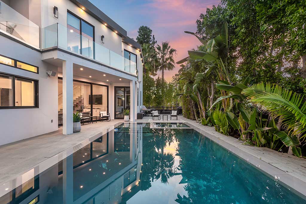 Dream Homes Magazine tweet media