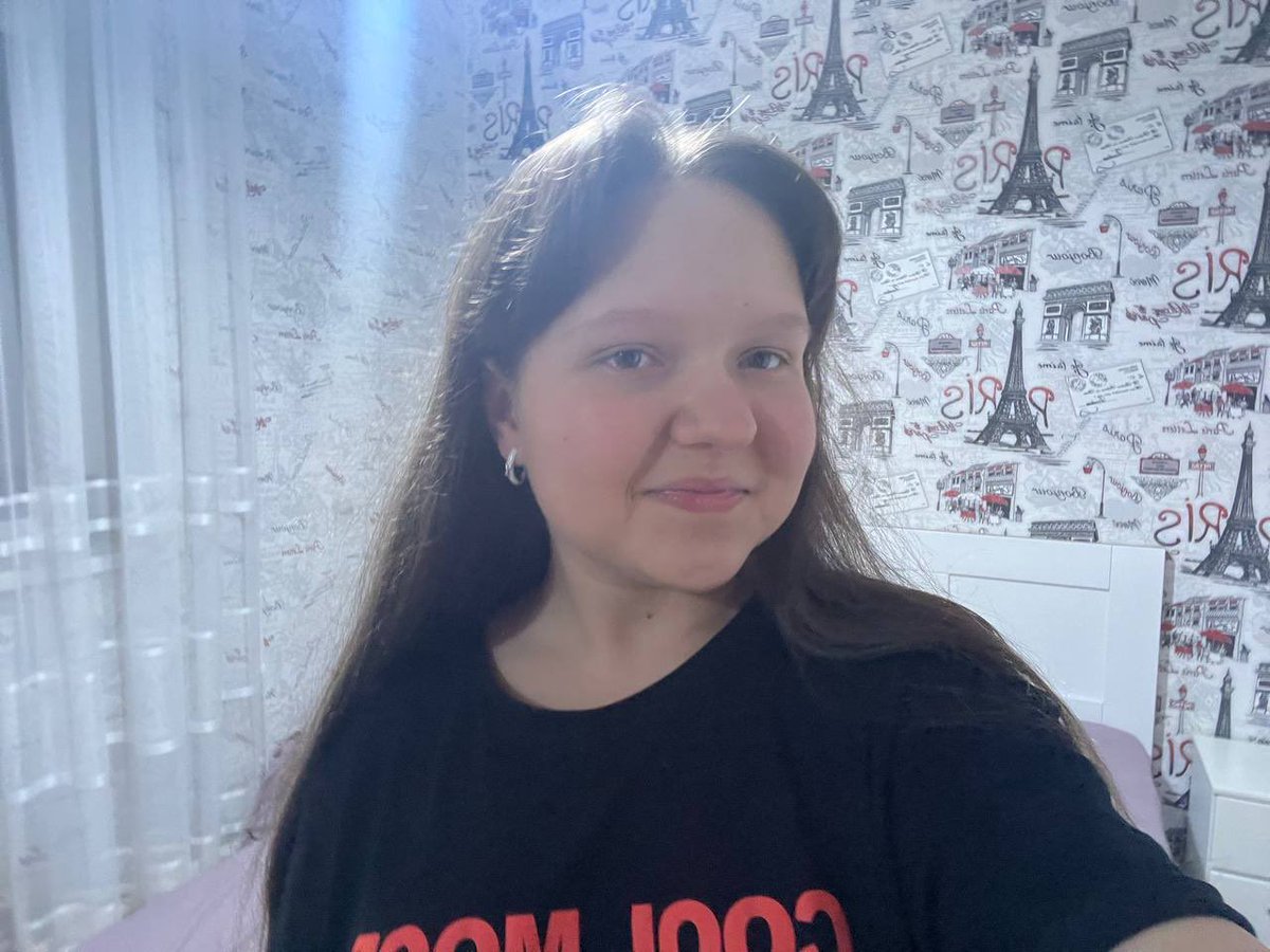 риша tweet media