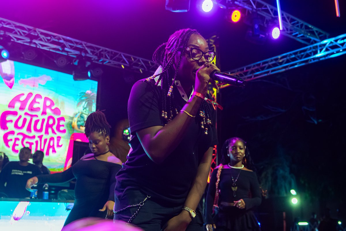 sarahthegrapher's tweet image. Rap Cypher by Fimi with the flow for Her Future Festival by @MNLNDBlockParty 

Photographed by Sarah