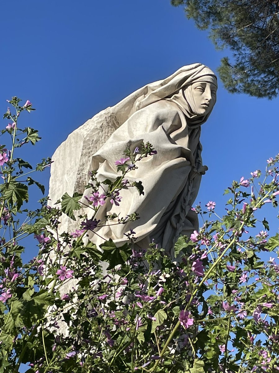 FrAquinasOP's tweet image. My favorite sculpture in Rome. St. Catherine of Siena, pray for us!