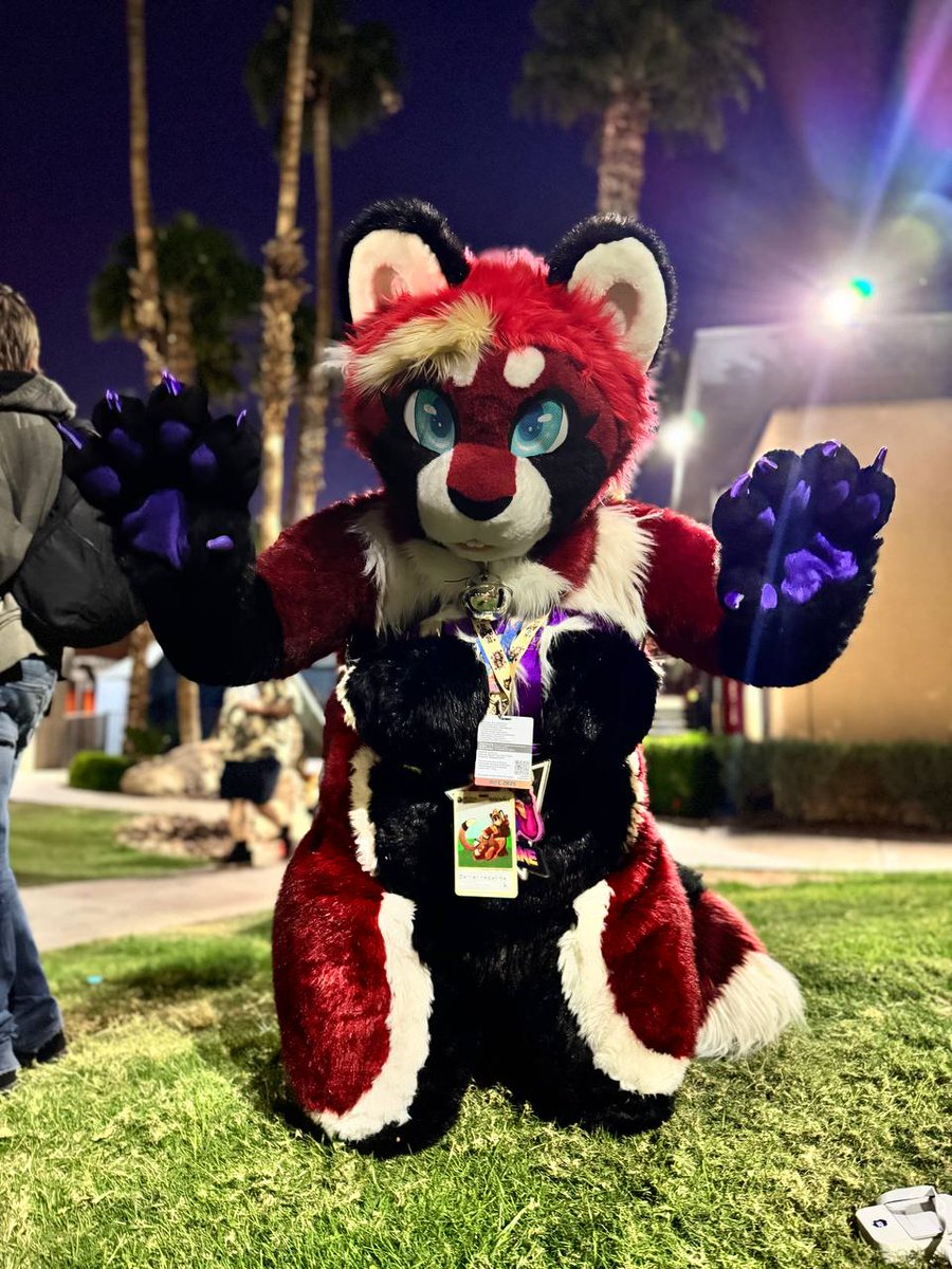 Catherinepanda AD tweet media