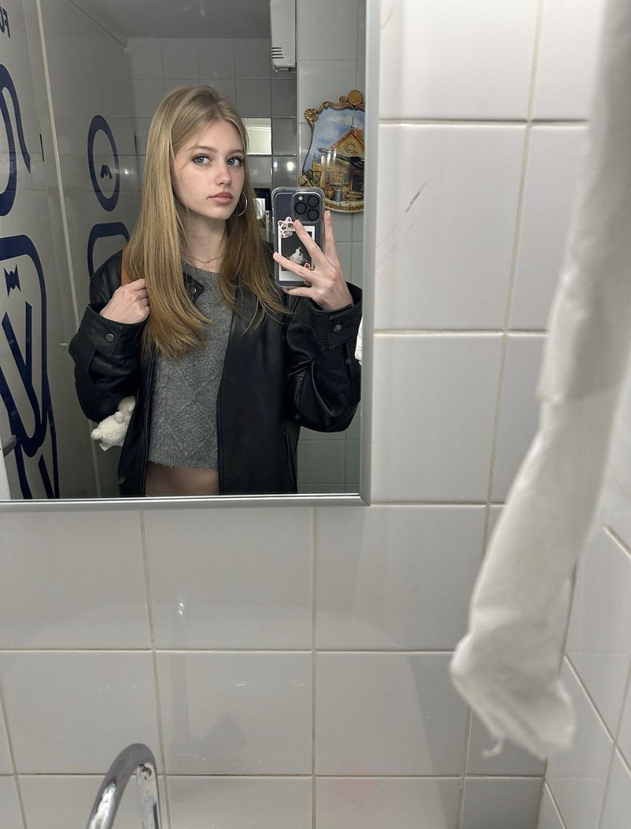 Delph⁷ tweet media