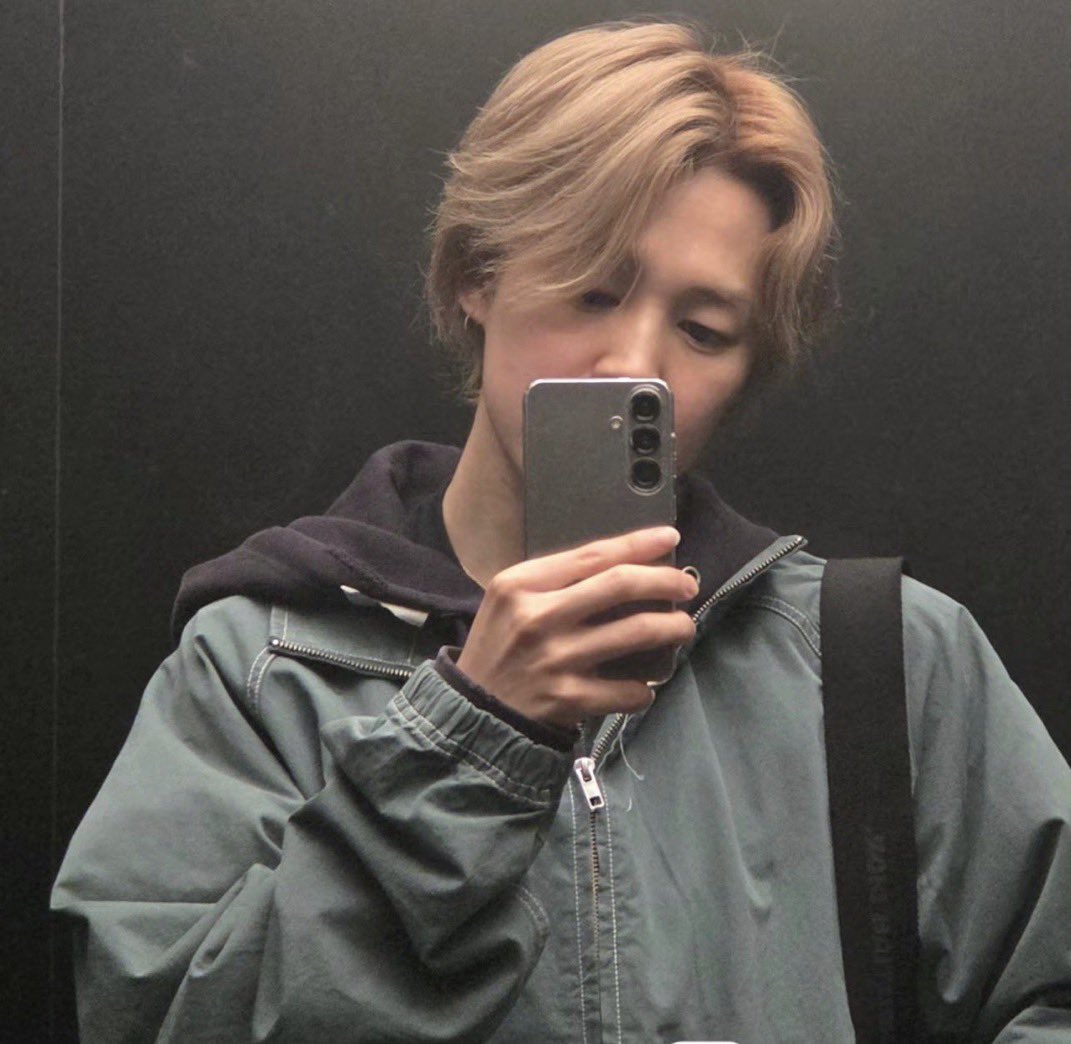 Delph⁷ tweet media