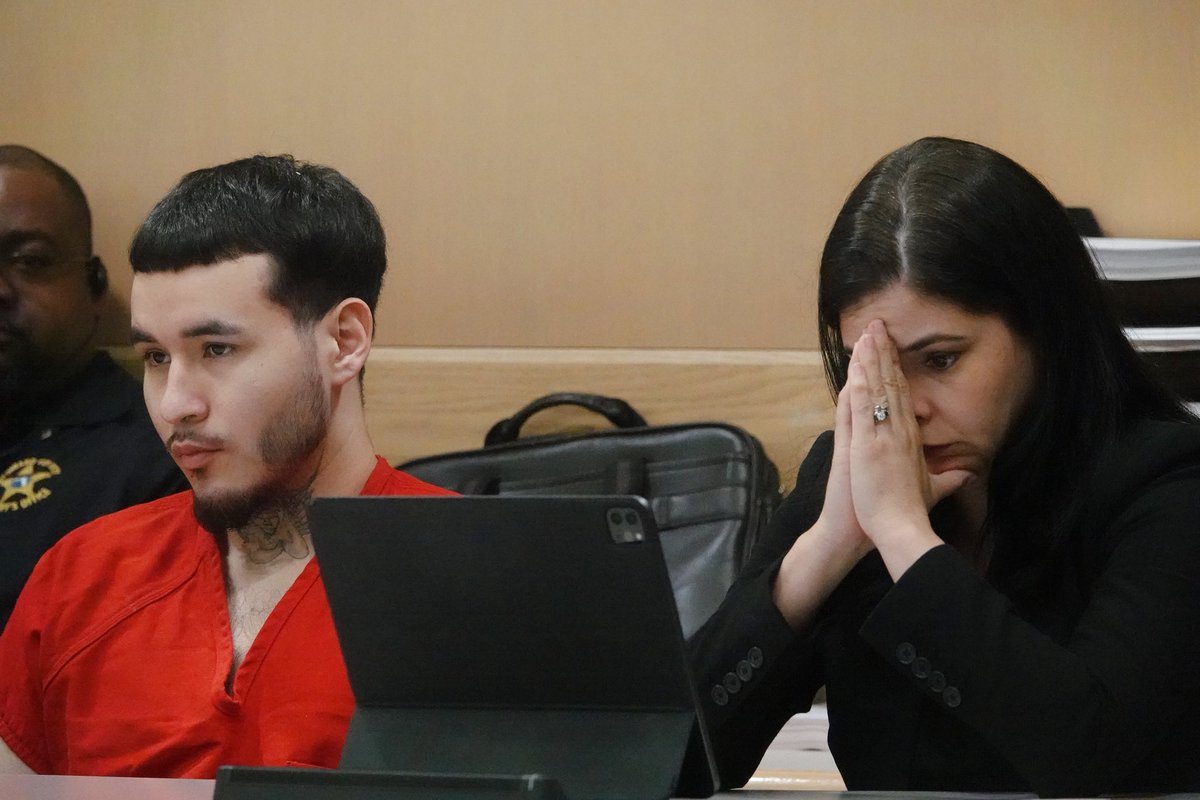 PhotoSSentinel's tweet photo. Life sentence for cop killer @HollywoodFL @browardsheriff @BrowardCourts @SunSentinel https://t.co/LizqBqGBip