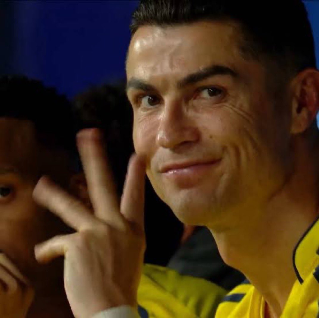 N🕴️ tweet media