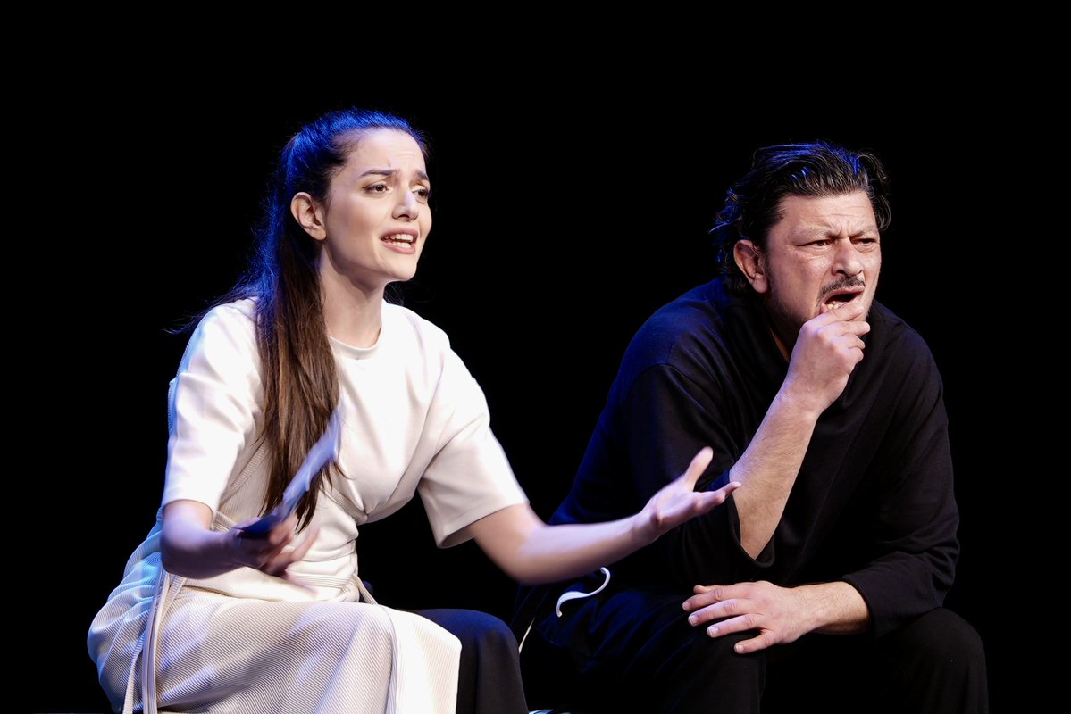 Ayşe Ünlüce tweet media