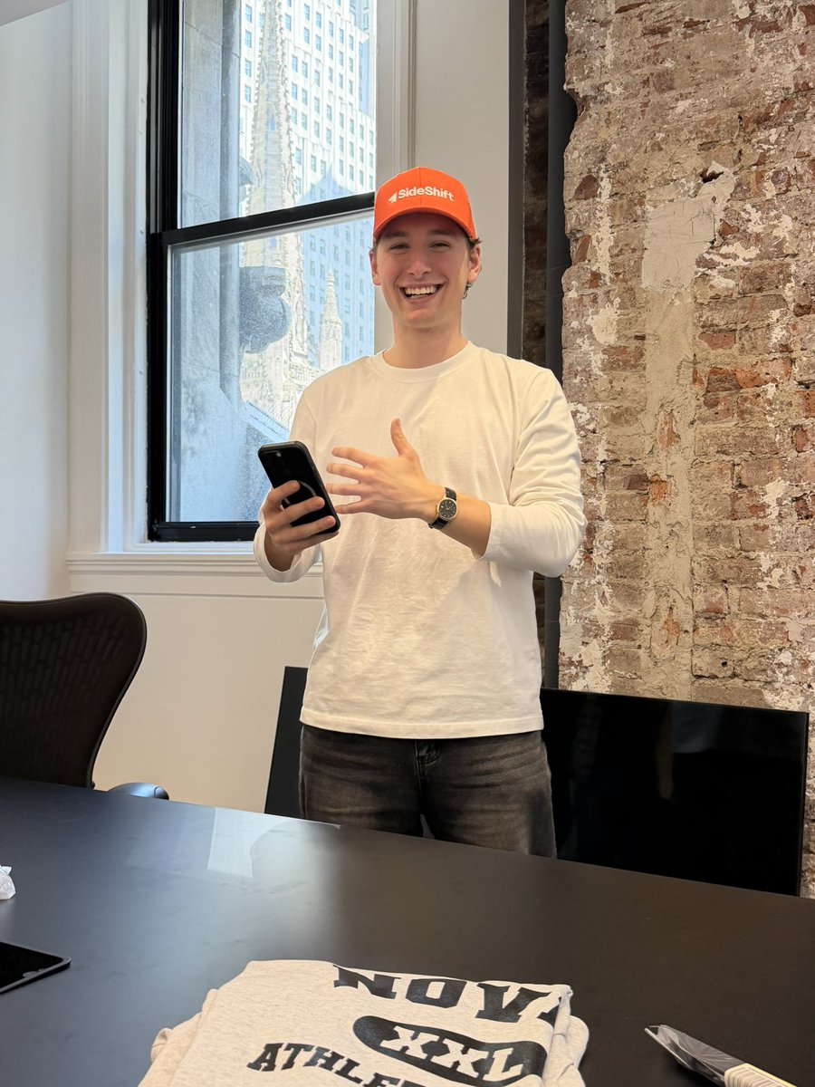 nicholasnlawton's tweet image. Bro just closed one of the biggest customers in SideShift history

😃😃😃😃😃

We are on a tear in the new office 

Anyone wanna come cowork?