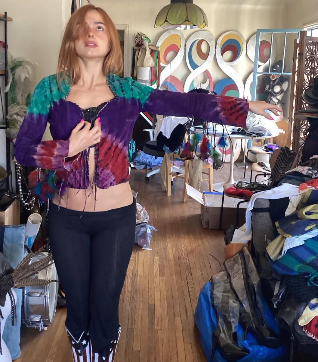 🚬🫩 tweet media