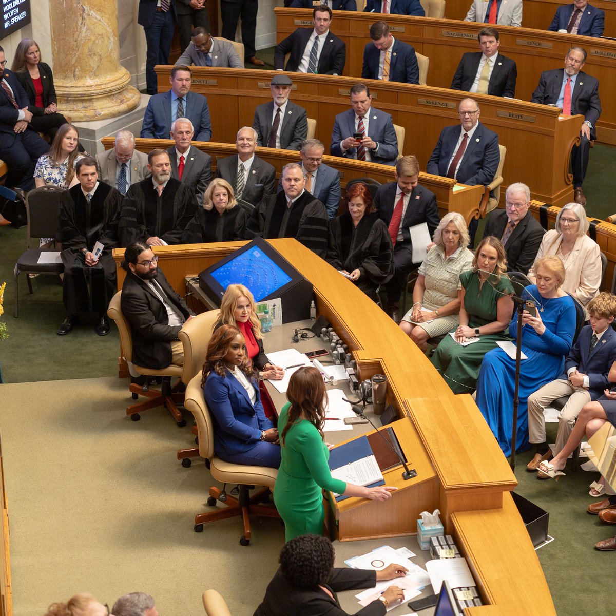 ARAuditor's tweet photo. I enjoyed attending the annual State of the State address this afternoon along with my fellow Constitutional officers, Supreme Court justices, members of the Arkansas General Assembly and others. It was good to see so many of my friends back in the Capitol today! https://t.co/YQ0gWHDjBu