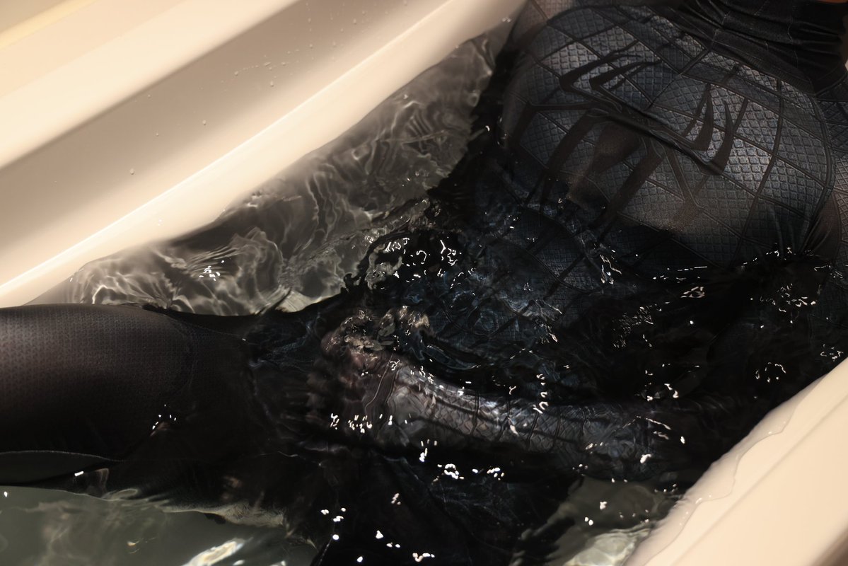 卑微萌新 tweet media