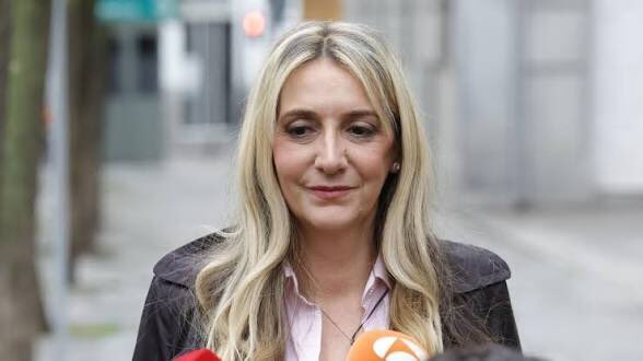 MaraCapdevila4's tweet image. Hoy en “Todo es Mentira” la “Miss” Asturias y “amiguita” de Ábalos, que ha declarado en el TS, dice “que ella NO SABÍA en absoluto que la habían enfuchado”. 

-  Su CV apareció por sorpresa. 
- Según dicen la contrataron por sus “méritos” pero no la obligaron a ir a trabajar. 
-