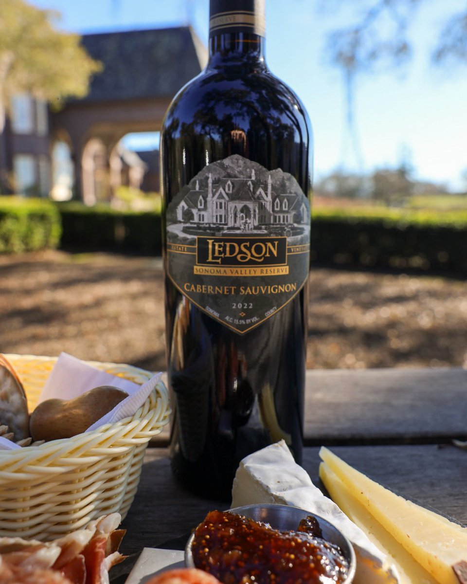 ledsonwinery tweet media