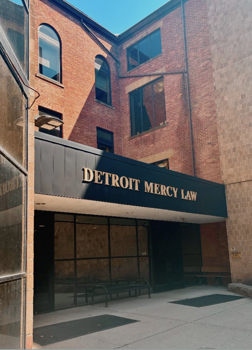 bri. 🌺 tweet media