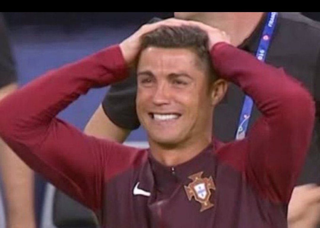 Fck it UCL PSG are back 😭