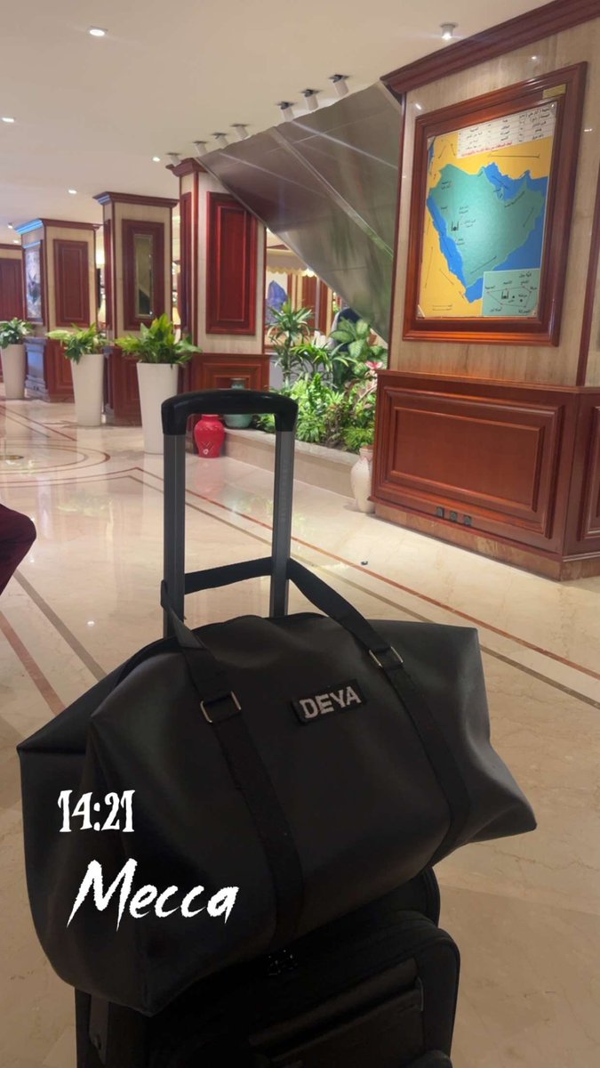 hafsat_dy tweet picture