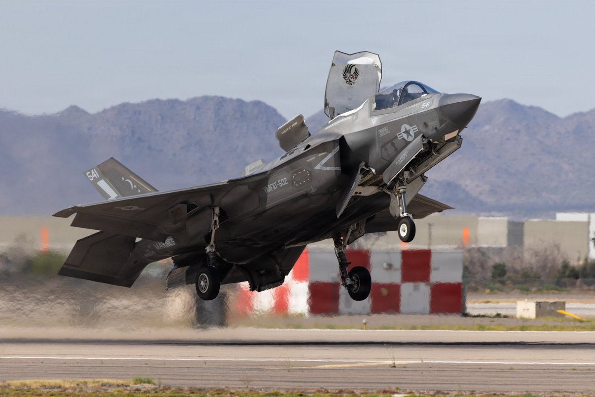 theF35JPO's tweet image. Forging the Alliance ✊

A Royal Netherlands Air Force F-35A Lightning II from the 322nd Squadron taxis past the control tower at Hill Air Force Base, Utah, during exercise Lightning Forge, a high-tempo exercise enhancing teamwork and interoperability between Dutch and U.S.