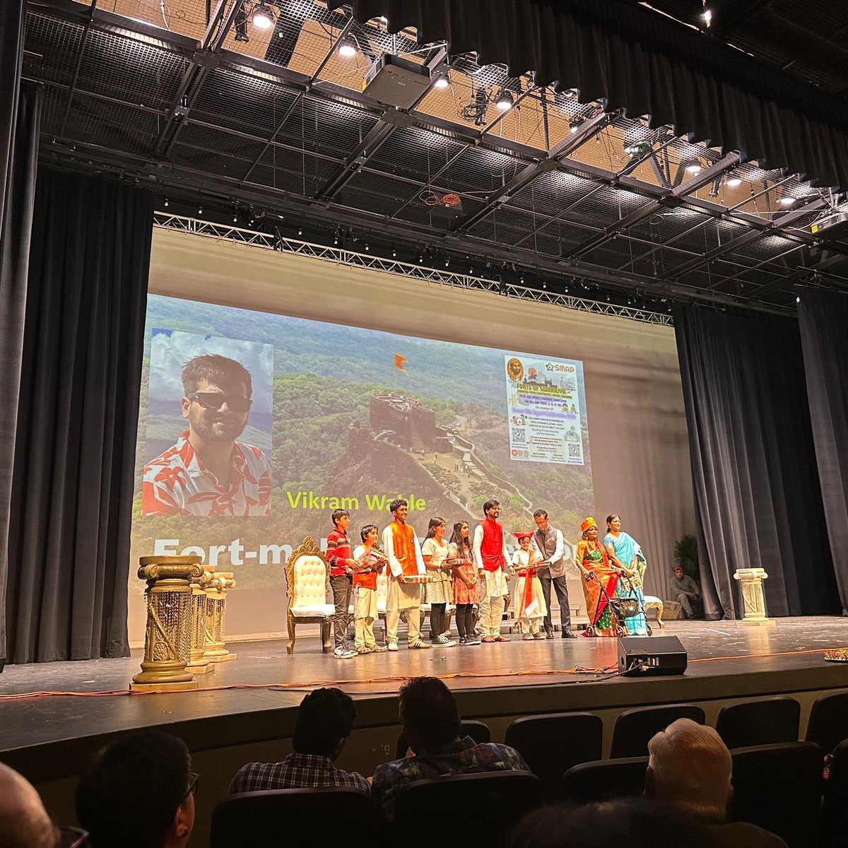 India in Los Angeles tweet media