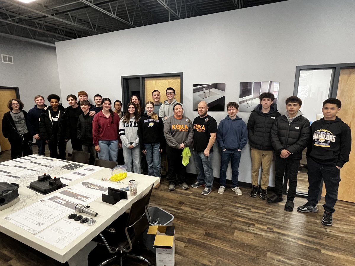 Racine Lutheran High tweet media