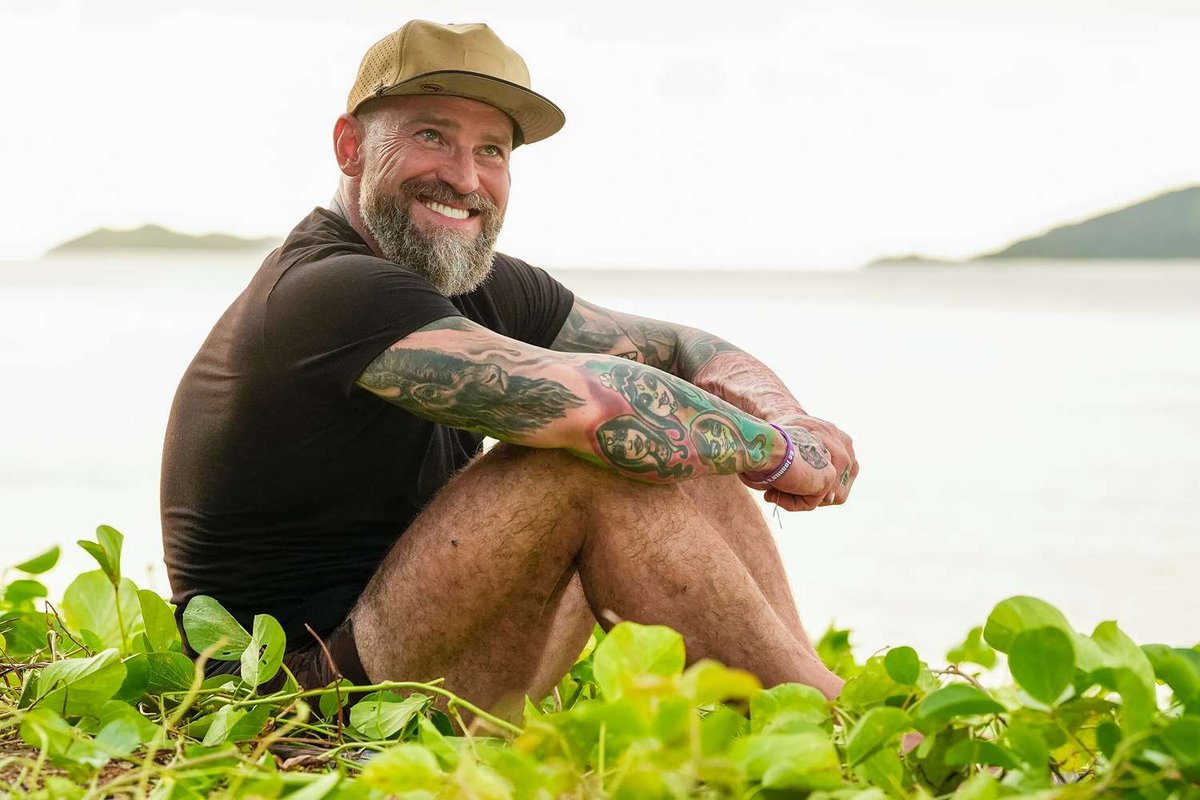 Survivor-Reference tweet media