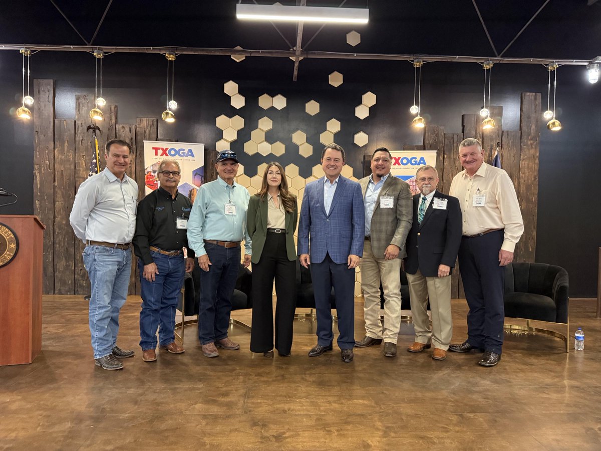 TXOGA's tweet photo. Thank you to everyone who attended today's South Texas Regional Roundup. It was a privilege to bring together industry leaders, policymakers, business owners, and community stakeholders for insightful discussions, networking opportunities, and a forward-looking perspective on the energy landscape. The future is bright for South Texas!

#txenergy #txlege