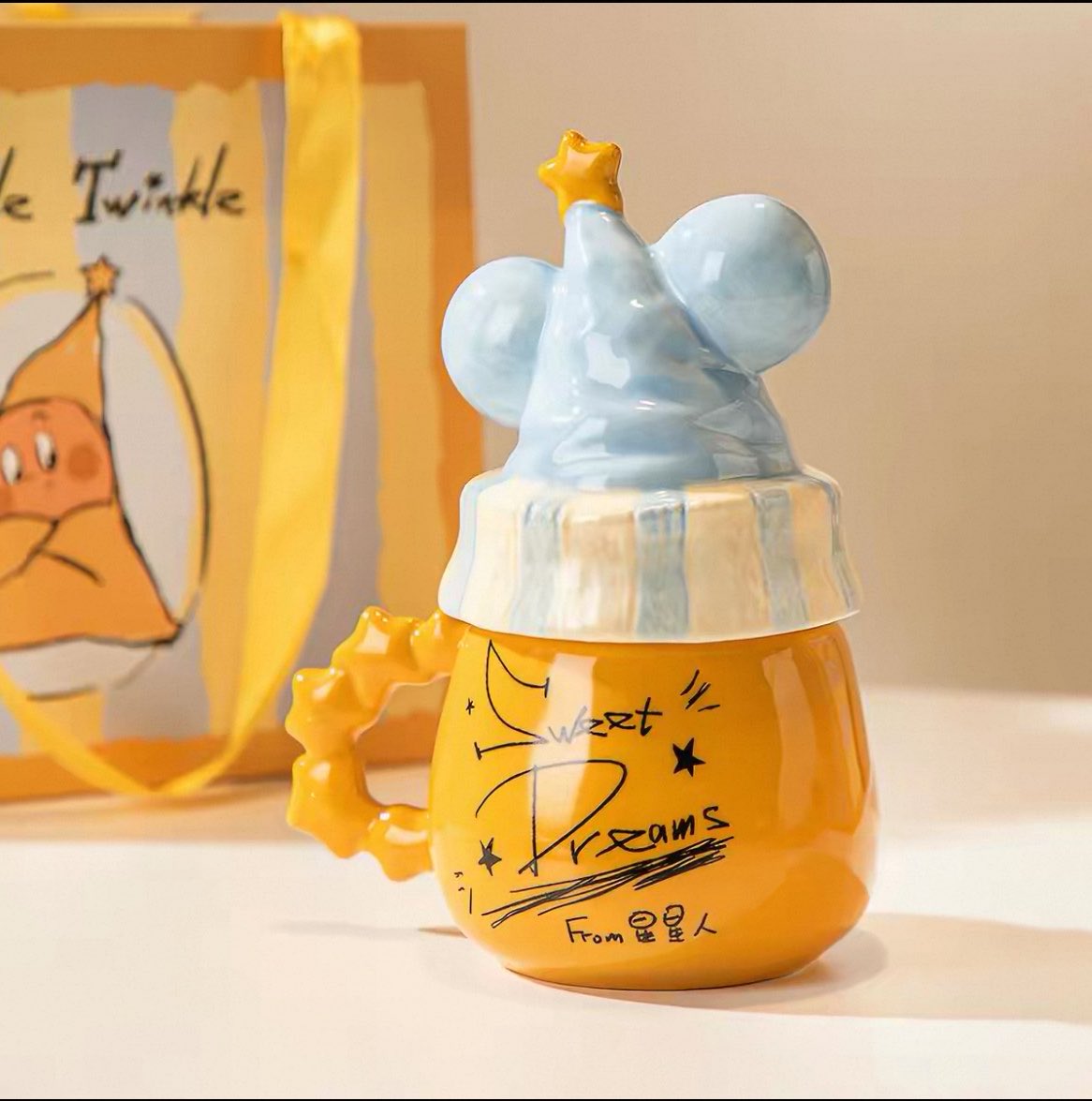 jumbofruits's tweet photo. Twinkle Twinkle x SOCCA HOME
แก้ว Twinkle น่ารักมากกกกก🌟🫶🏻
เหมาะเอาไปเป็นของขวัญสุดๆ

Price : 1,090 รวมส่ง
Pre-order 10-15 วัน 
#twinkletwinkle #twinkle #popmart #น้องดาว #popmartthailand #preorder #พรีออเดอร์ #ดาวอ้วน https://t.co/ocmolFW3Uc