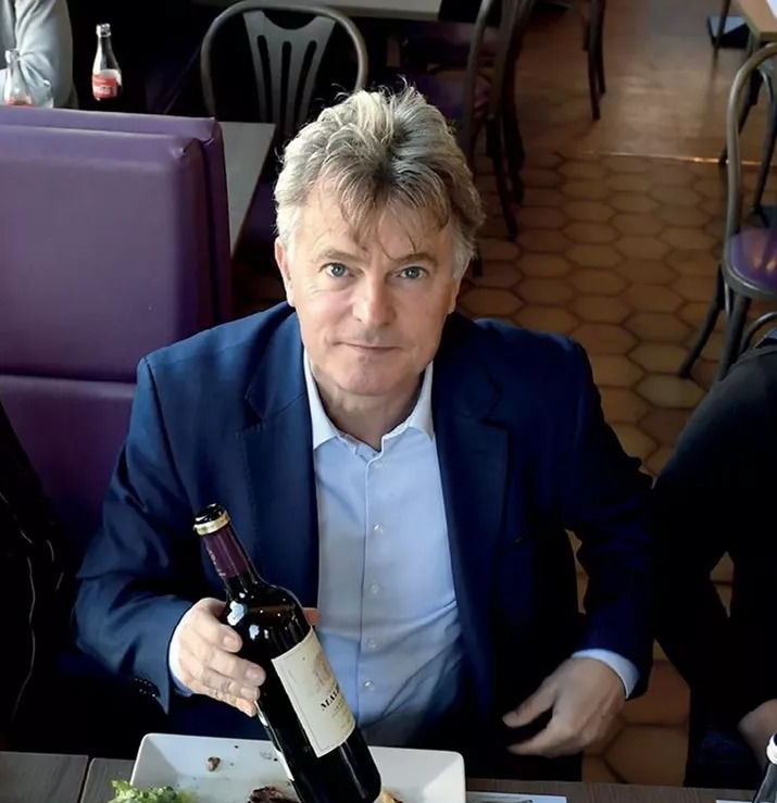 Victoire Populaire 2027 🔴🟣🟢 tweet media