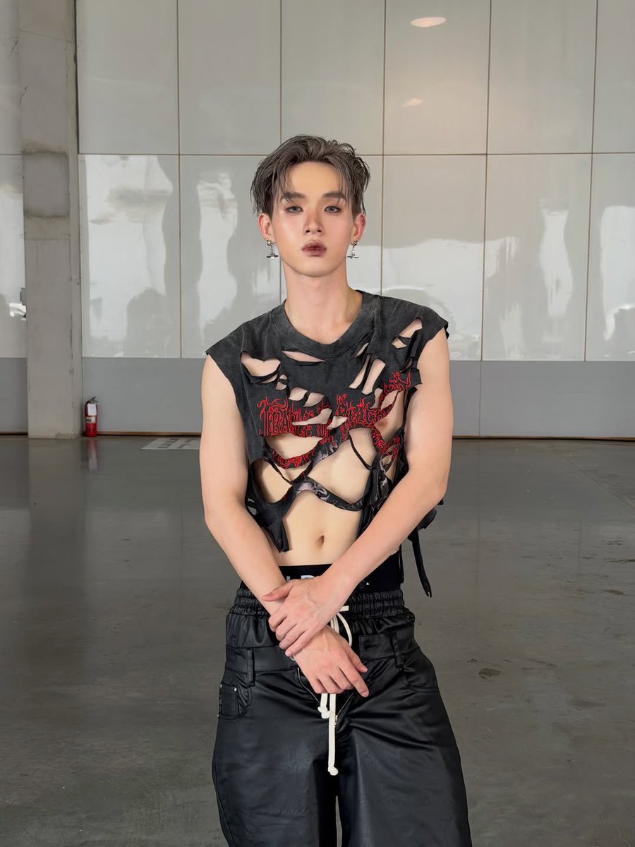 stxrlight. tweet media