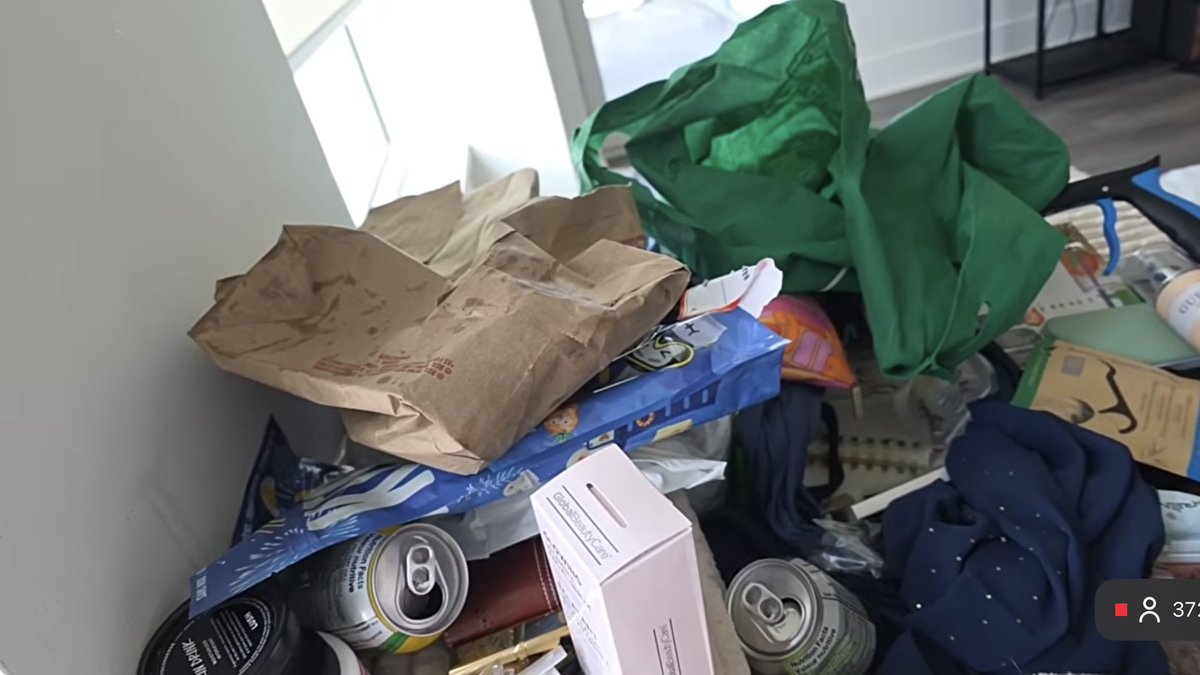 Kristin  tweet media