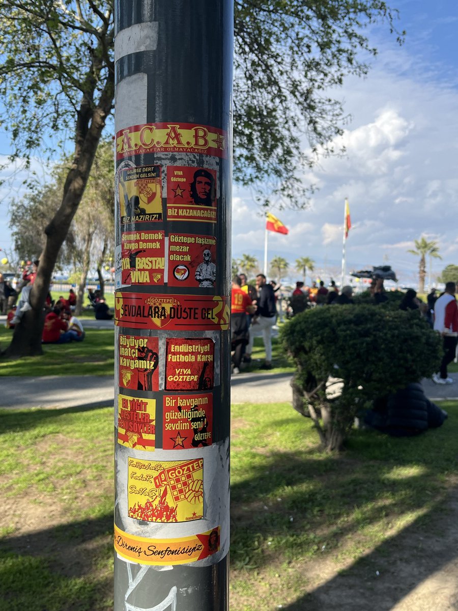 ultras_antifaa's tweet image. #Turkey - Anti-fascist stickers from Göztepe fans.