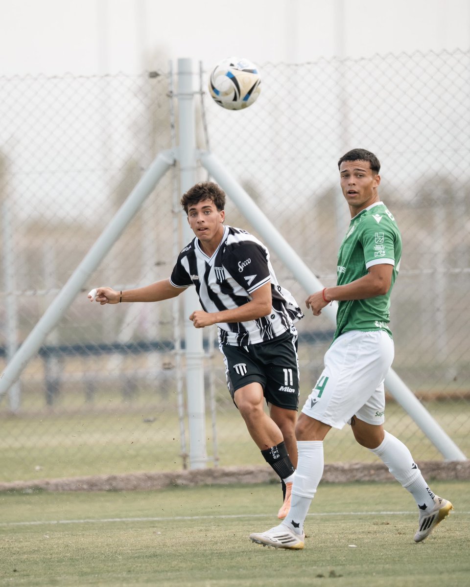 ¡TRIUNFO DE LA #RESERVA! 🇳🇬

Gimnasia (M) 0 - 2 #Banfield

⚽ Isaías Gutiérrez y Ramiro Enríquez

#LosPibesDeGuillón 💚