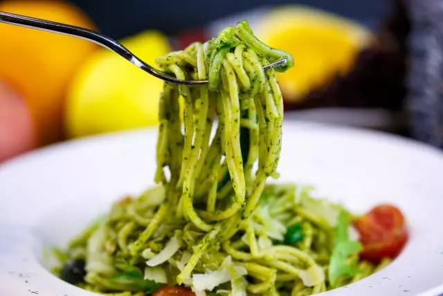 mohamed oumrebte tweet media