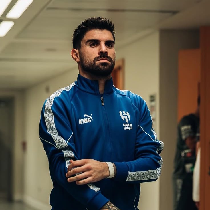 غَـ!ده tweet media