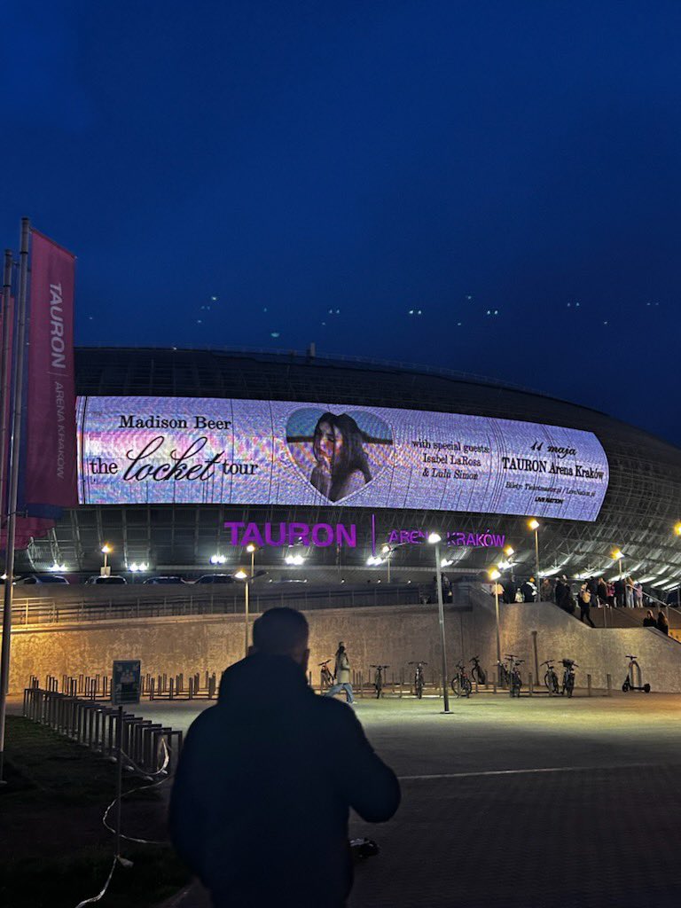 Madison Beer News tweet media