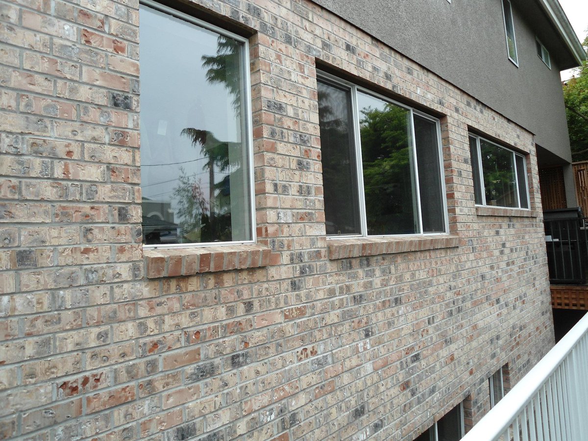 WCoastWindows's tweet photo. Replacing windows in brick is a challenge, but after 50 years of experience, we’ve mastered the process. We expertly remove old frames and install new windows seamlessly into brick—our signature method stays a secret. 

Which of these before-and-after photos is your favourite? https://t.co/YZeMyDRH4w