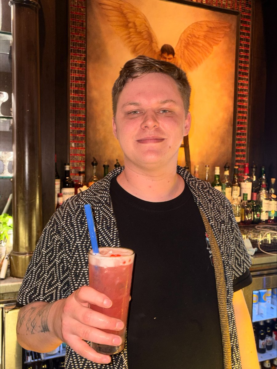 The Righteous Room tweet media