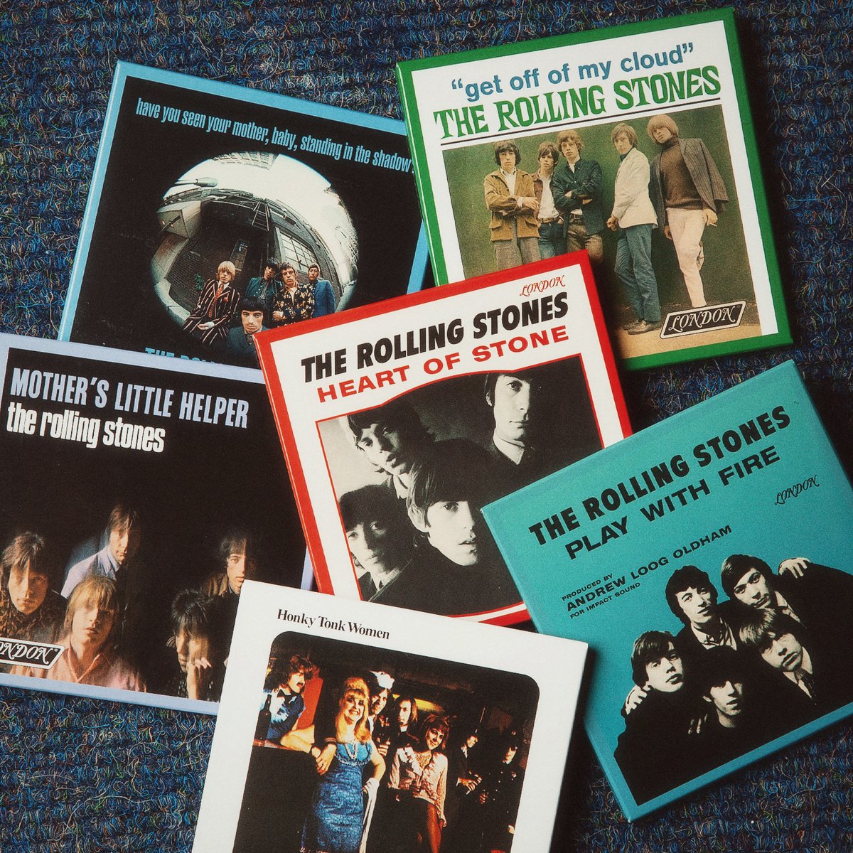newburycomics's tweet photo. The Rolling Stones RSD3 Mini-Turntable is a must-have for any Stones fan 👅 Get yours at Newbury Comics on Record Store Day April 18th!

#rollingstones #rsd #recordstoreday #mini #vinyl https://t.co/XyMevIMZyY