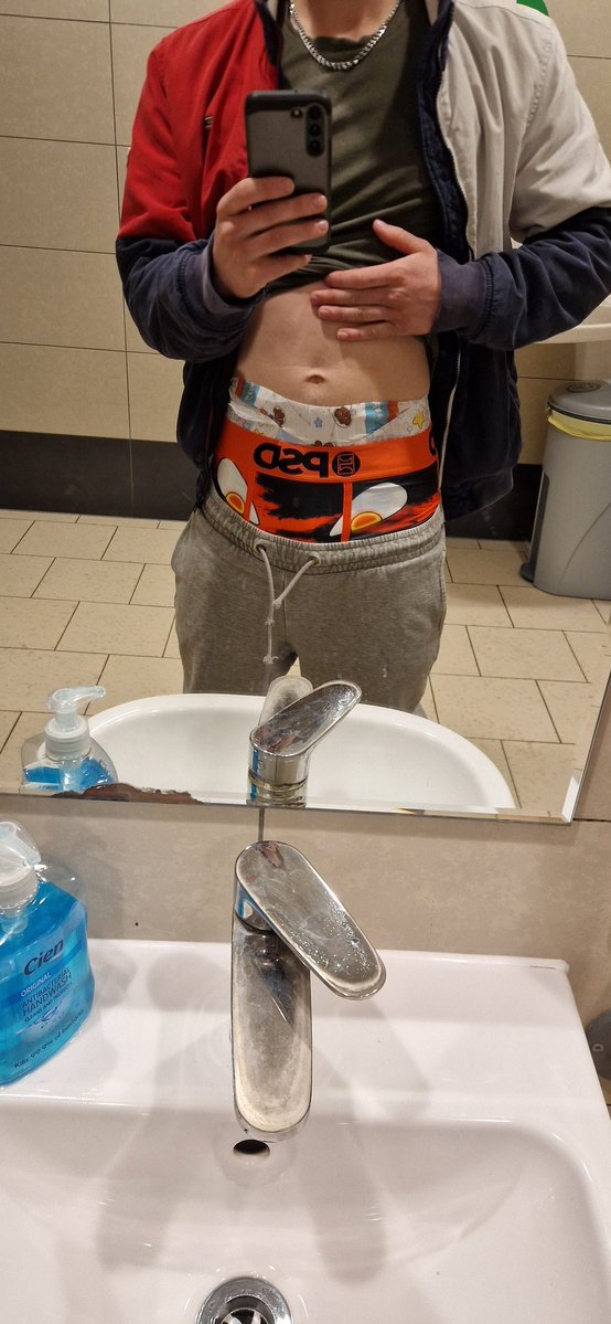 Saggerboy45 tweet media