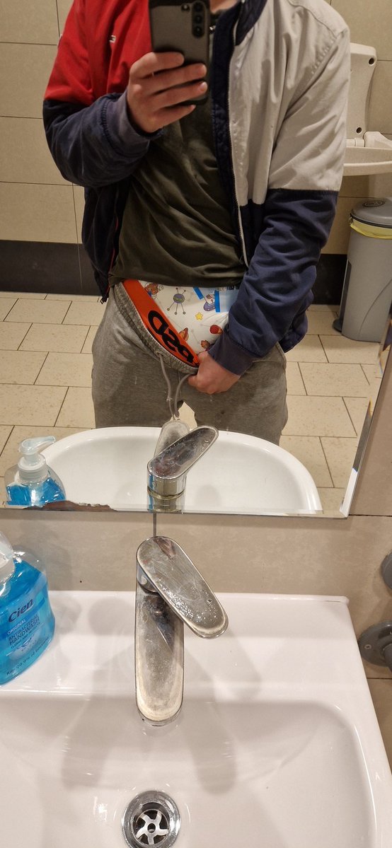 Saggerboy45 tweet media