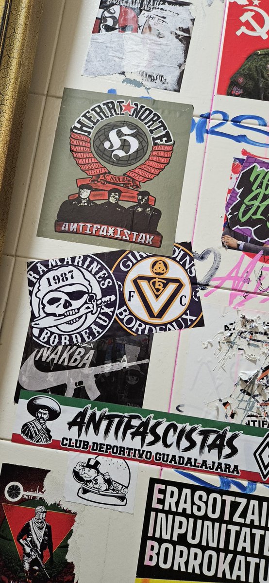 Antifa_Ultras tweet media