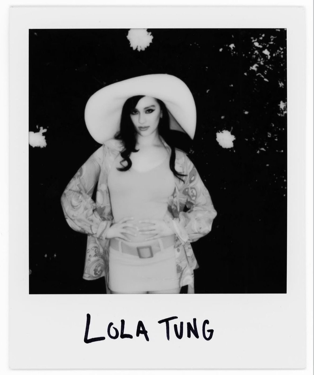 lola tung things tweet media