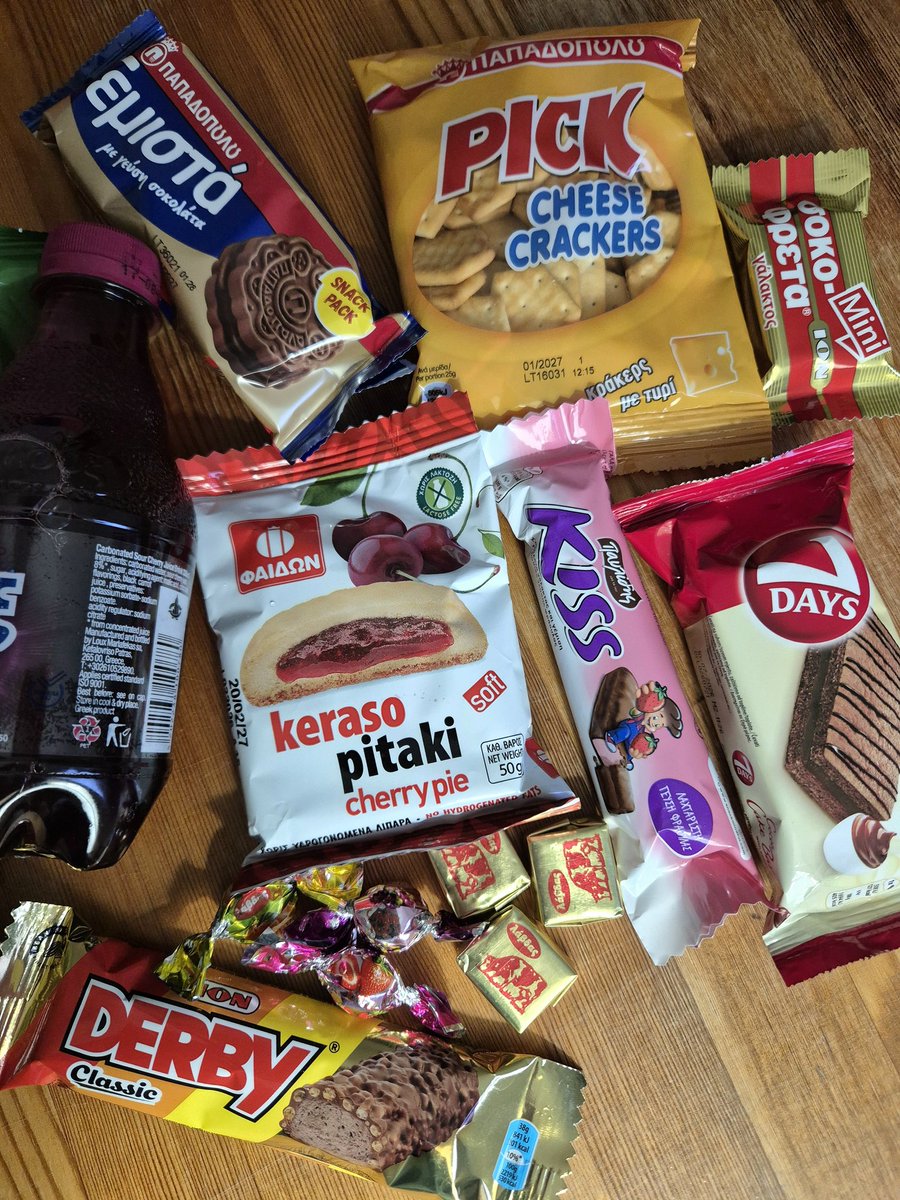 greenheart03's tweet image. AD 》SnackVerse •
🌟 Subscription Box
📍 United Kingdom 🇬🇧

#snacks #subscriptionbox #viral #collab #chocolate #crisps #biscuits #drinks #sweet #snacktime #influencer #comfortfood #ukfoodie #ukfoodblogger #delicious #foodblogger #fyp #expat #england #uk #greece #greekfood