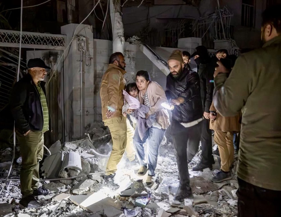 Image Trust tweet media