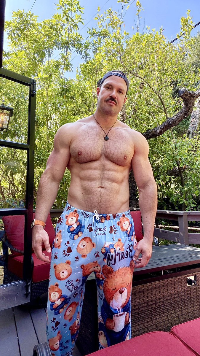 Andy Onassis tweet media