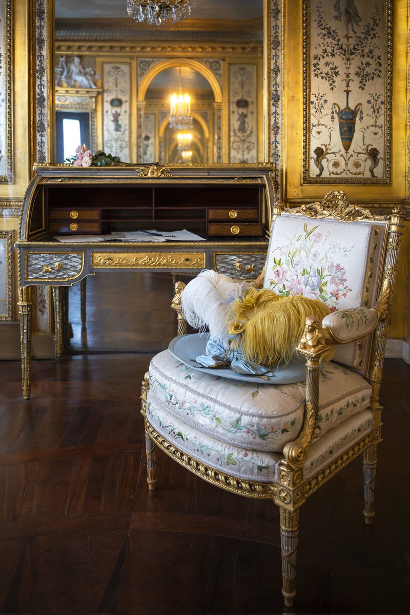 Château de Fontainebleau tweet media